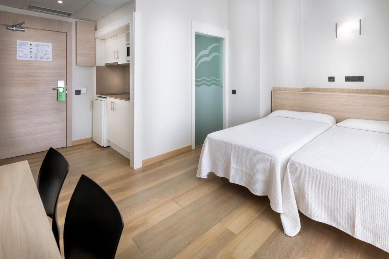 Aparthotel Marinada Salou Zewnętrze zdjęcie