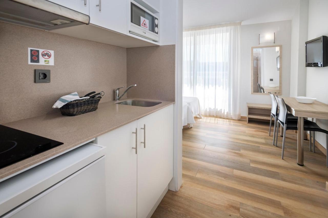 Aparthotel Marinada Salou Zewnętrze zdjęcie
