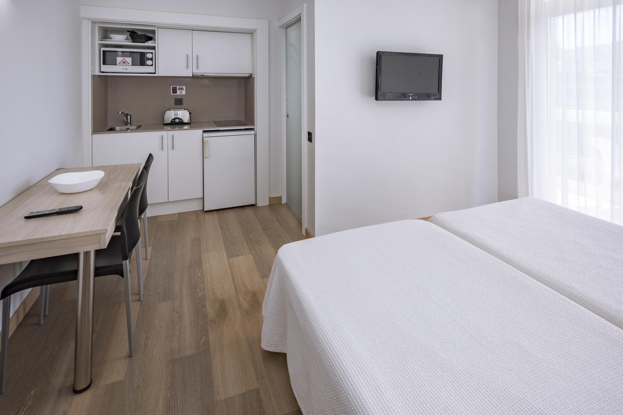 Aparthotel Marinada Salou Zewnętrze zdjęcie