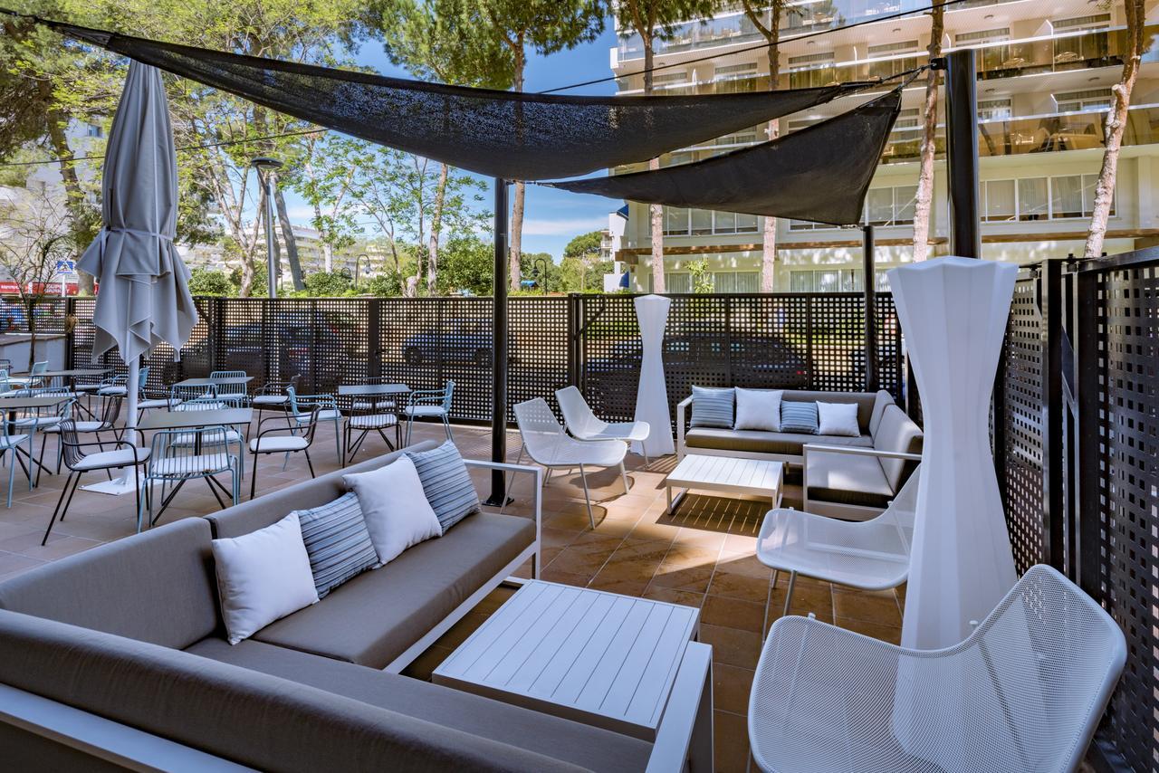 Aparthotel Marinada Salou Zewnętrze zdjęcie
